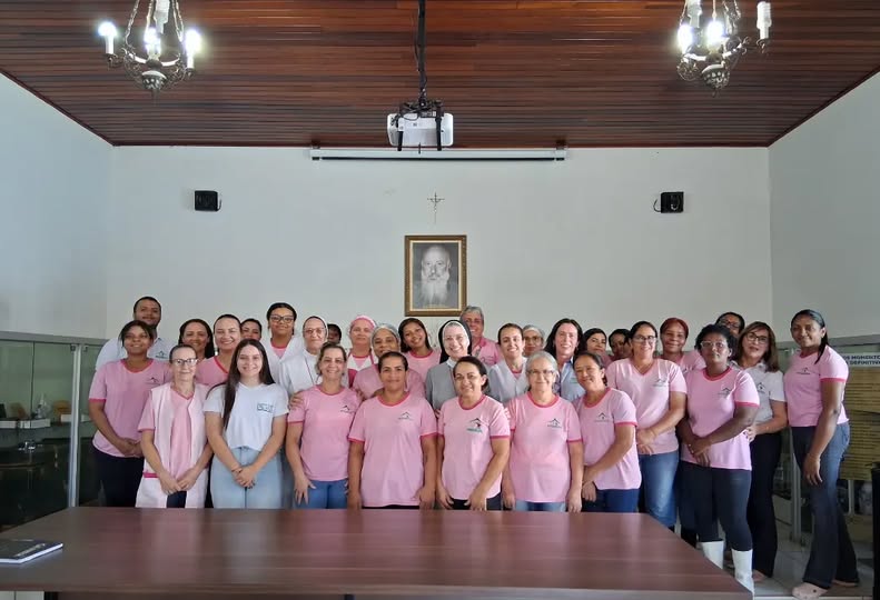 Irmã Cecília se despede e Irmã Rosiane Ferreira Barbosa é recebida no Asilo