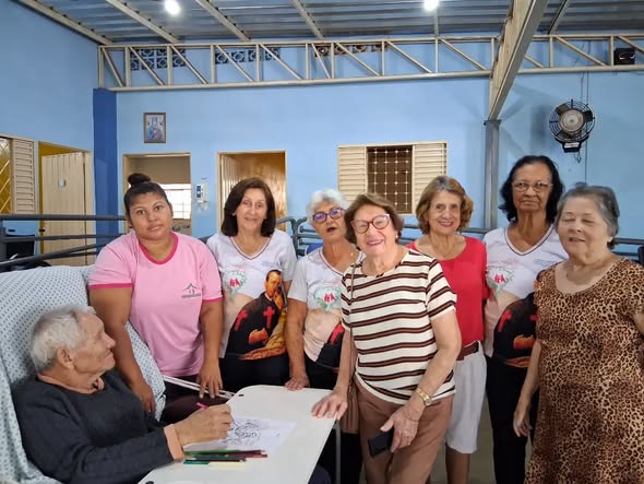 Pastoral da Saúde proporciona tarde de entretenimento aos idosos