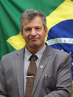 Fernando Barcelos de Paula